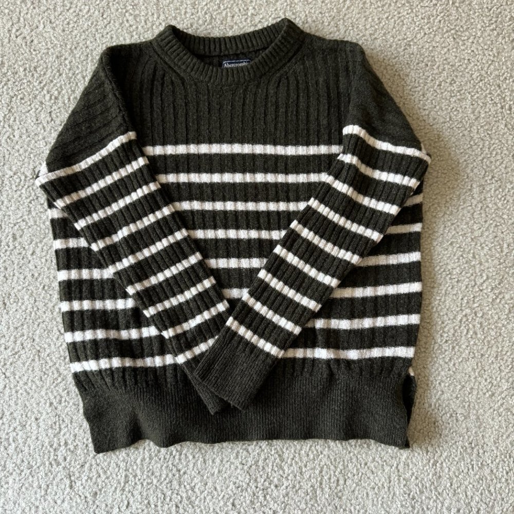 Abercrombie Olive Green and White Striped Sweater- Size small